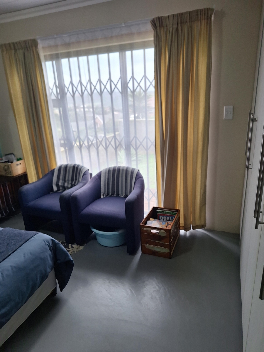 4 Bedroom Property for Sale in Hartenbos Heuwels Western Cape